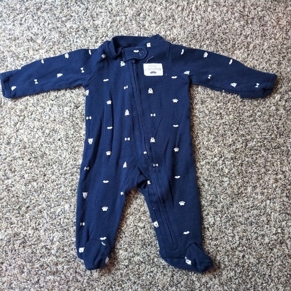 Carters NB sleeper Newborn Little Gentleman Blue Full Zip bodysuit Bear Mustache